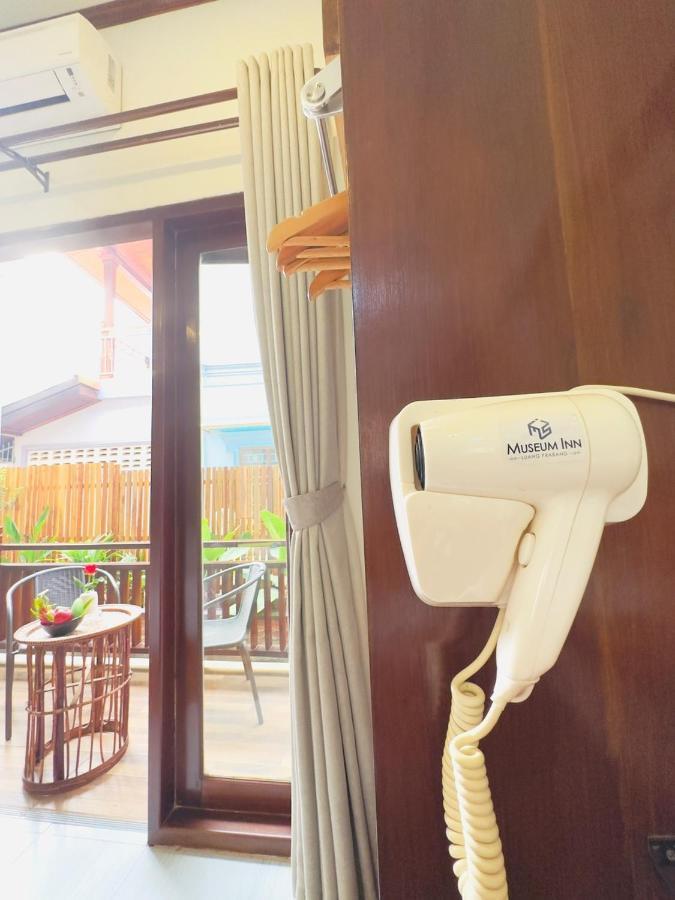 Luang Prabang Museum Inn & Travel מראה חיצוני תמונה