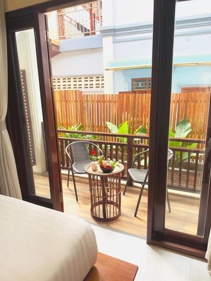 Luang Prabang Museum Inn & Travel מראה חיצוני תמונה